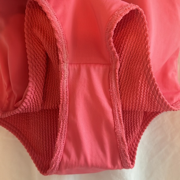 👙NWT BILLABONG SWIM | HIGH-WAISTED | UNDERWIRE | ONE PIECE | CORAL | SMALL - Picture 10 of 12